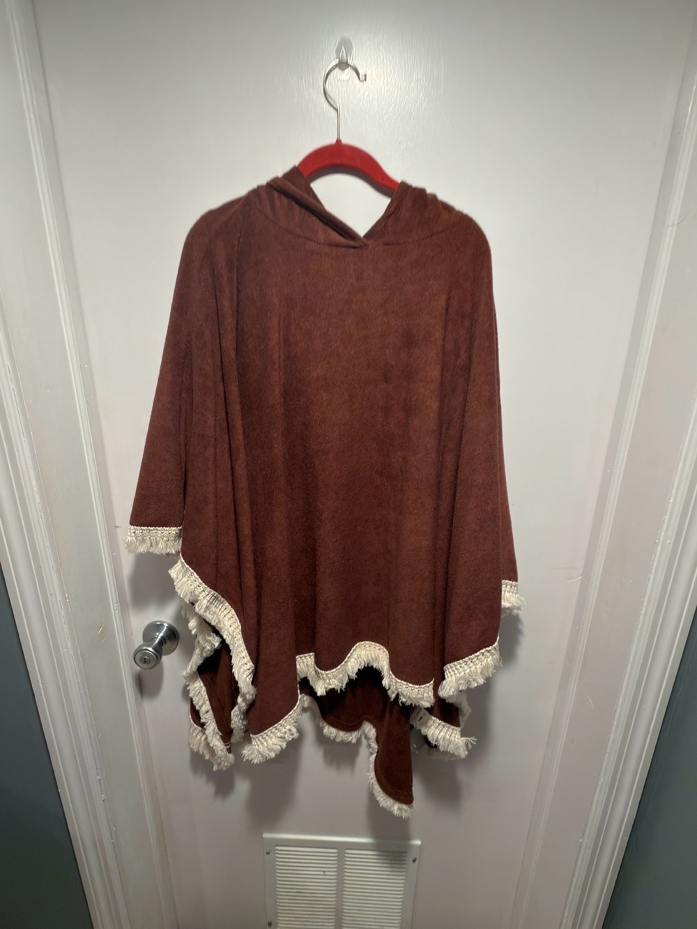 Throwzy Brown Hooded Fringe Pullover Marlo Lorenz